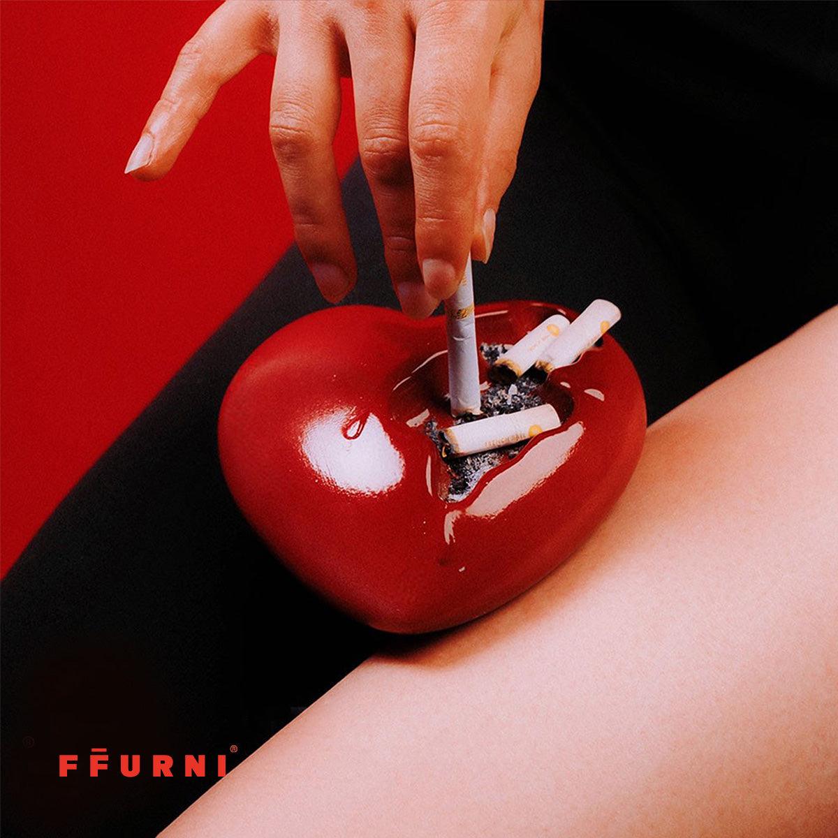 An ashtray from FFURNI shaped by the fragile of heartbreak. 