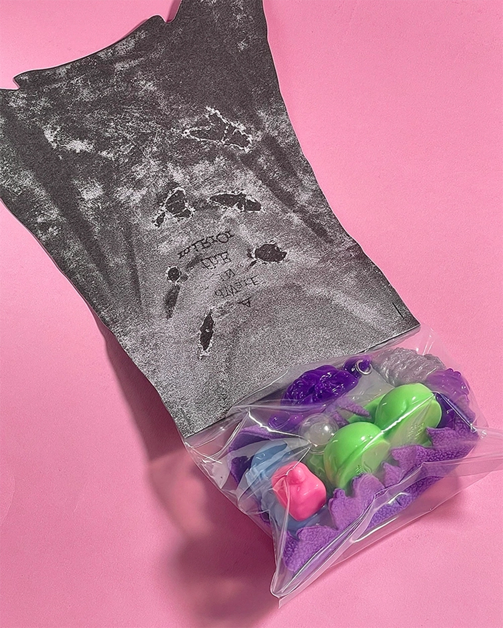 A Dwarf in the Mirror collectible art toy packaging